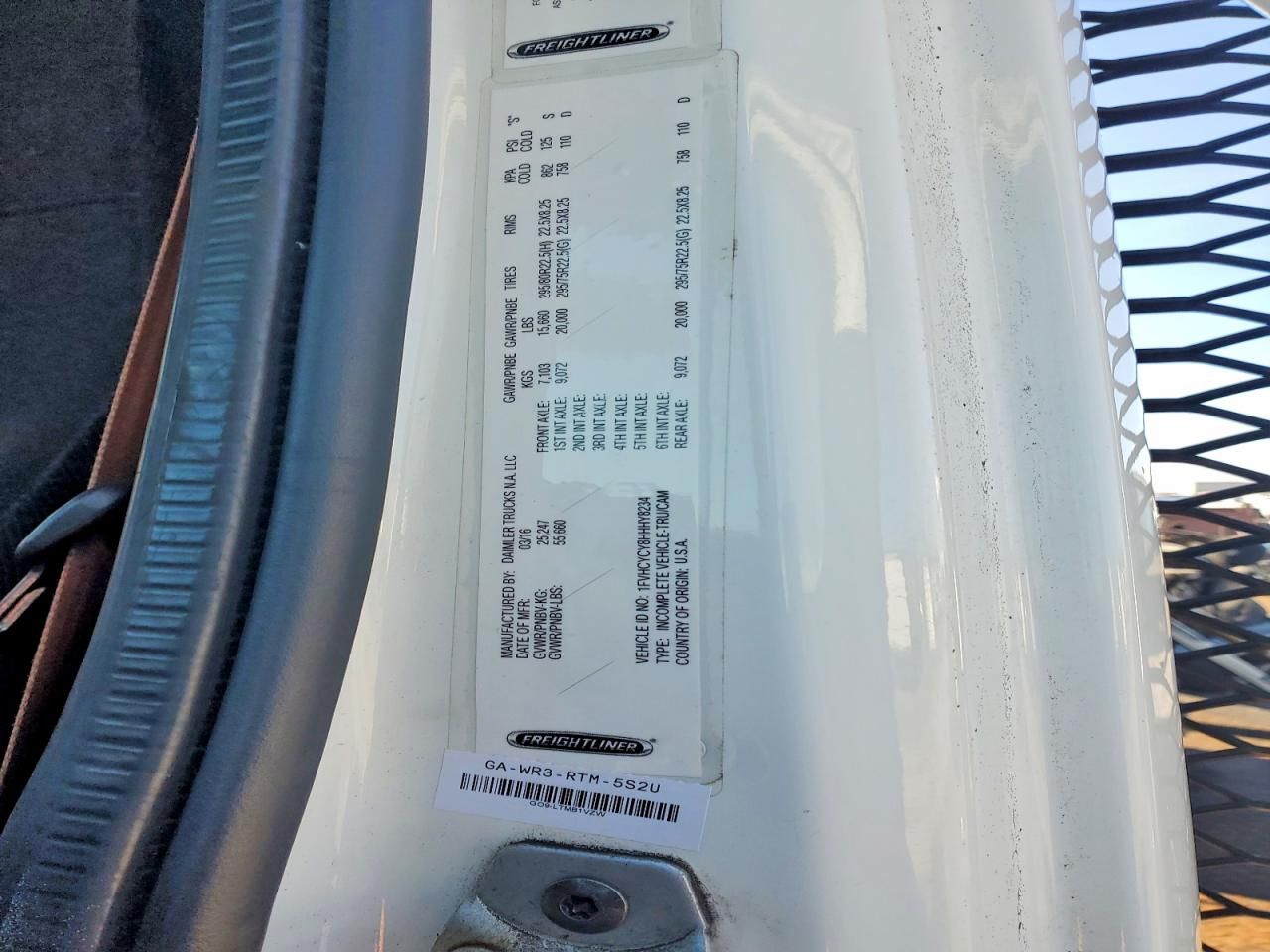 2017 Freightliner Business Class M2 Flatbed Truck