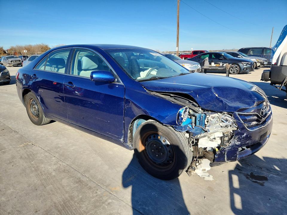 2010 Toyota Camry le