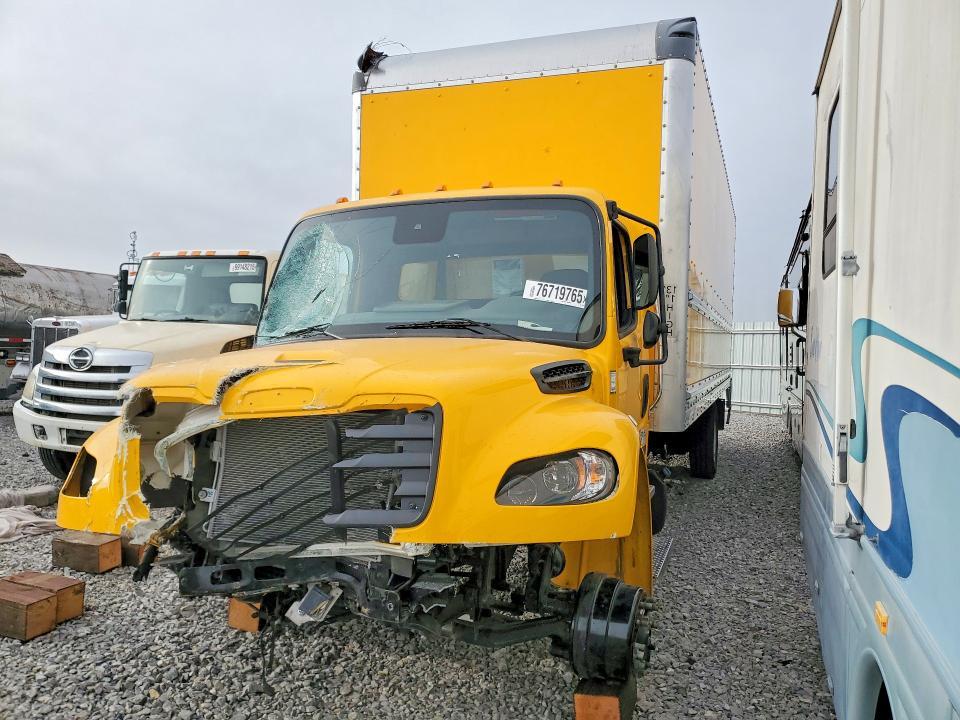 2026 Freightliner M2 106 Med-box Truck