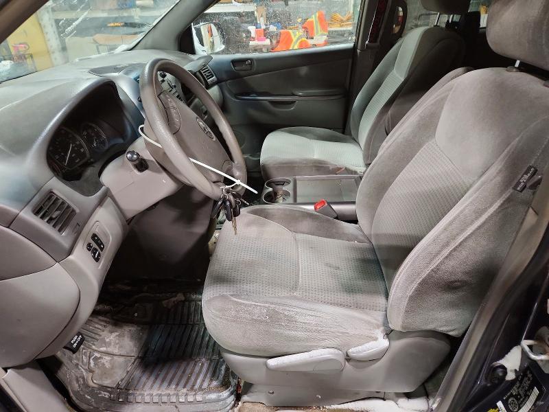 2006 Toyota Sienna ce