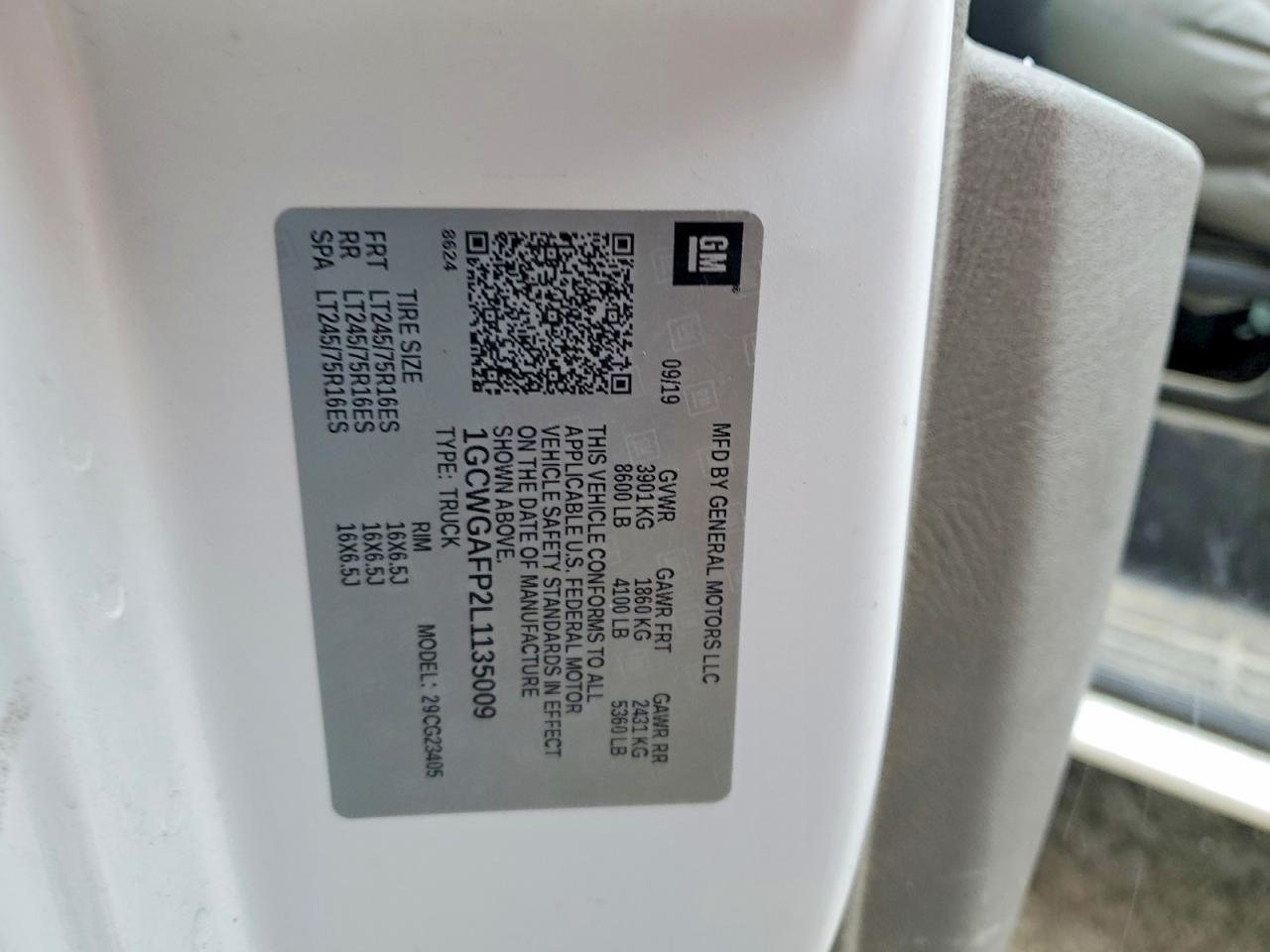 2020 Chev Express G2500