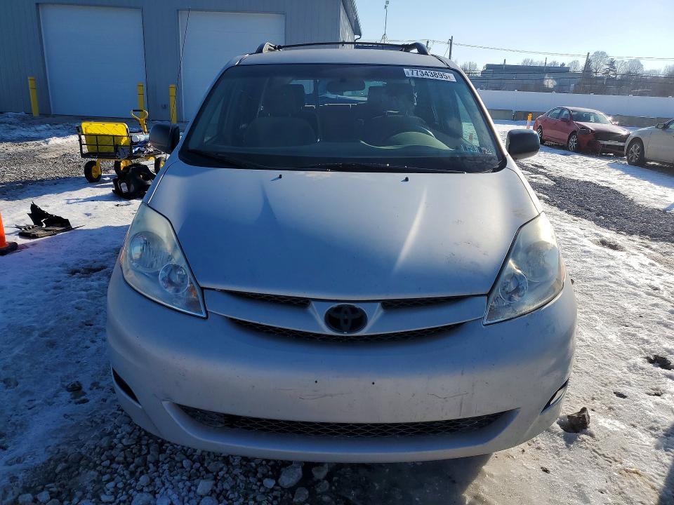 2008 Toyota Sienna