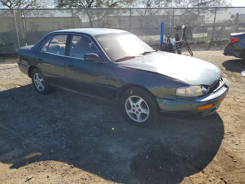 1995 Toyota Camry le