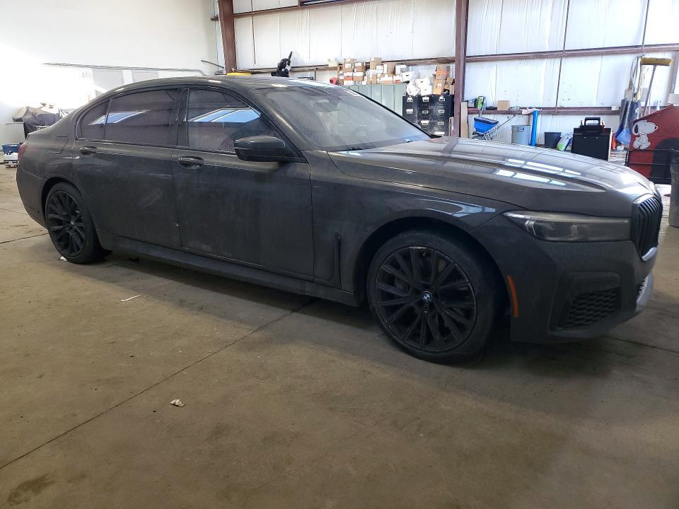 2021 BMW 750 xi