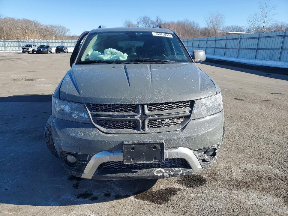 2019 Dodge Journey Crossroad