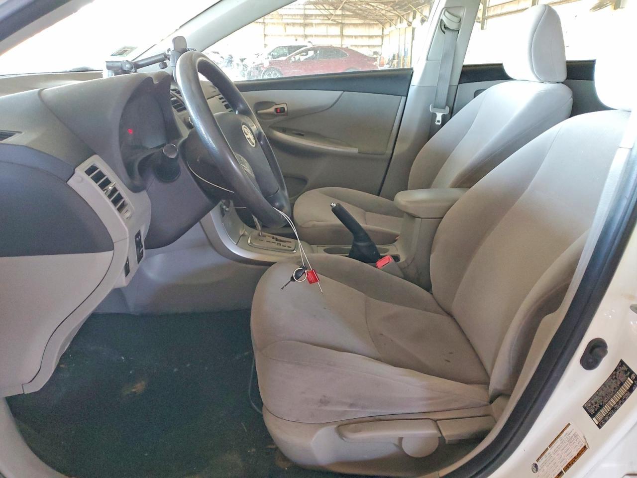2011 Toyota Corolla le