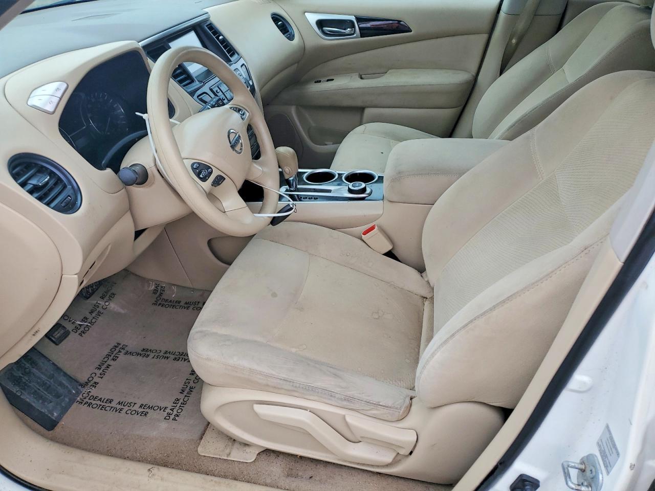2014 Nissan Pathfinder s