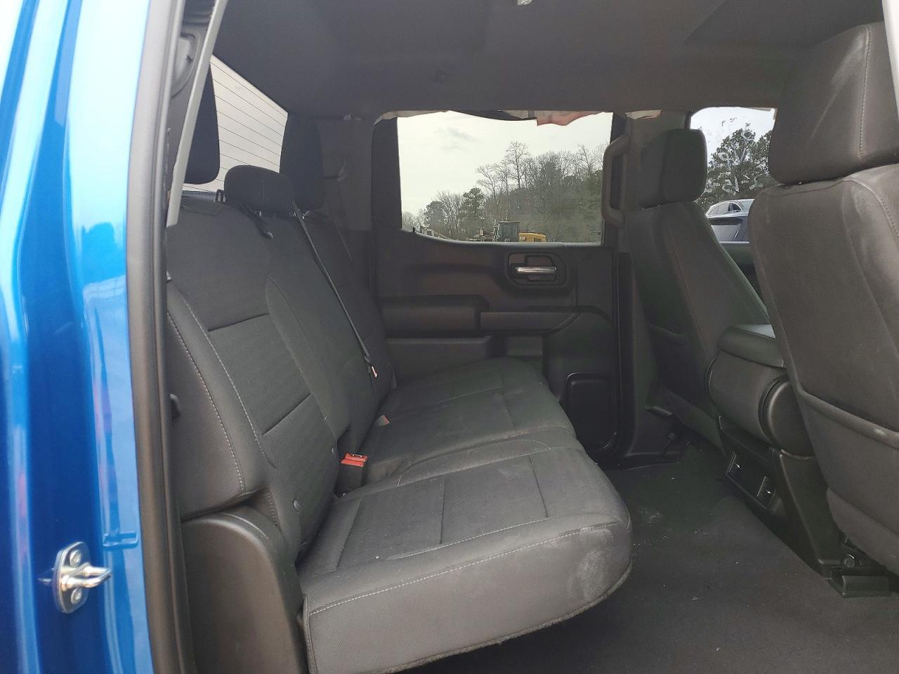 2022 Chevrolet Silverado K1500 Custom