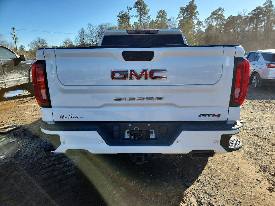 2021 GMC Sierra K1500 AT4