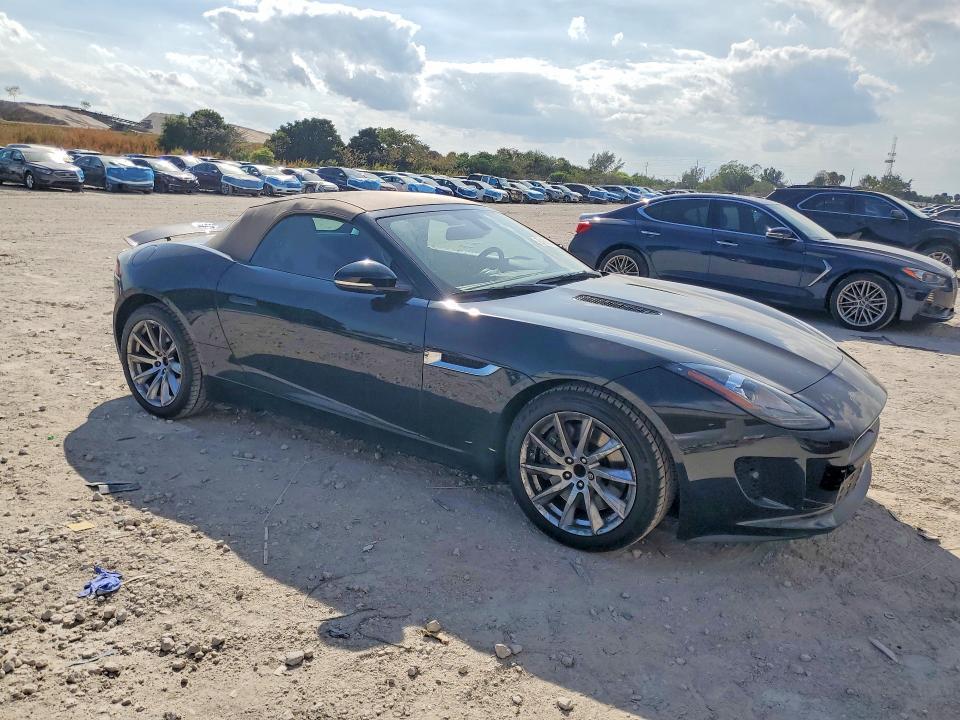 2016 Jaguar F-type