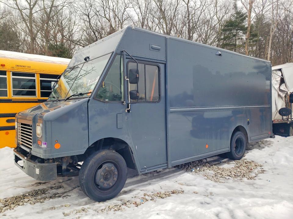 2021 Freightliner Chassis M Line WALK-IN Van