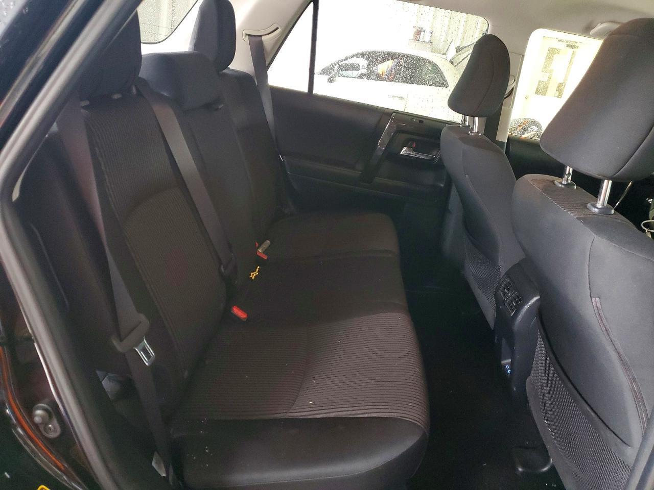 2023 Toyota 4runner se