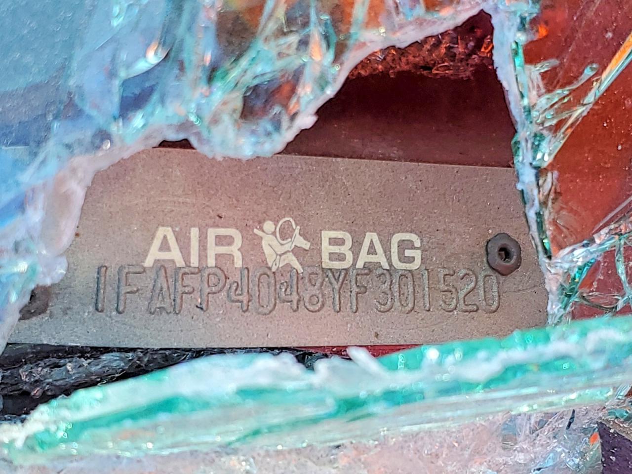 2000 Ford Mustang