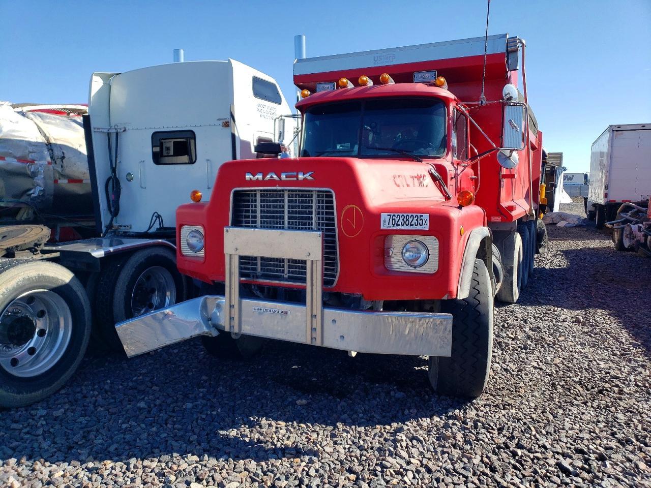 1998 Mack RB688S Dump Truck