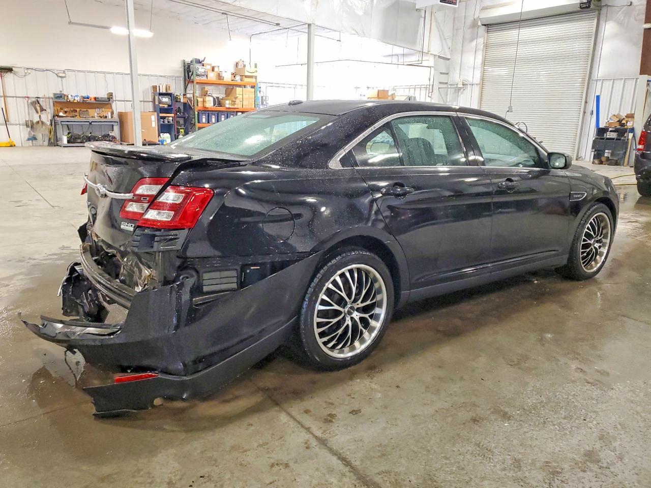 2018 Ford Taurus sho