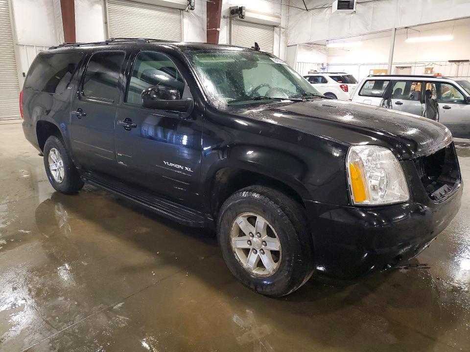 2011 GMC Yukon xl K1500 slt