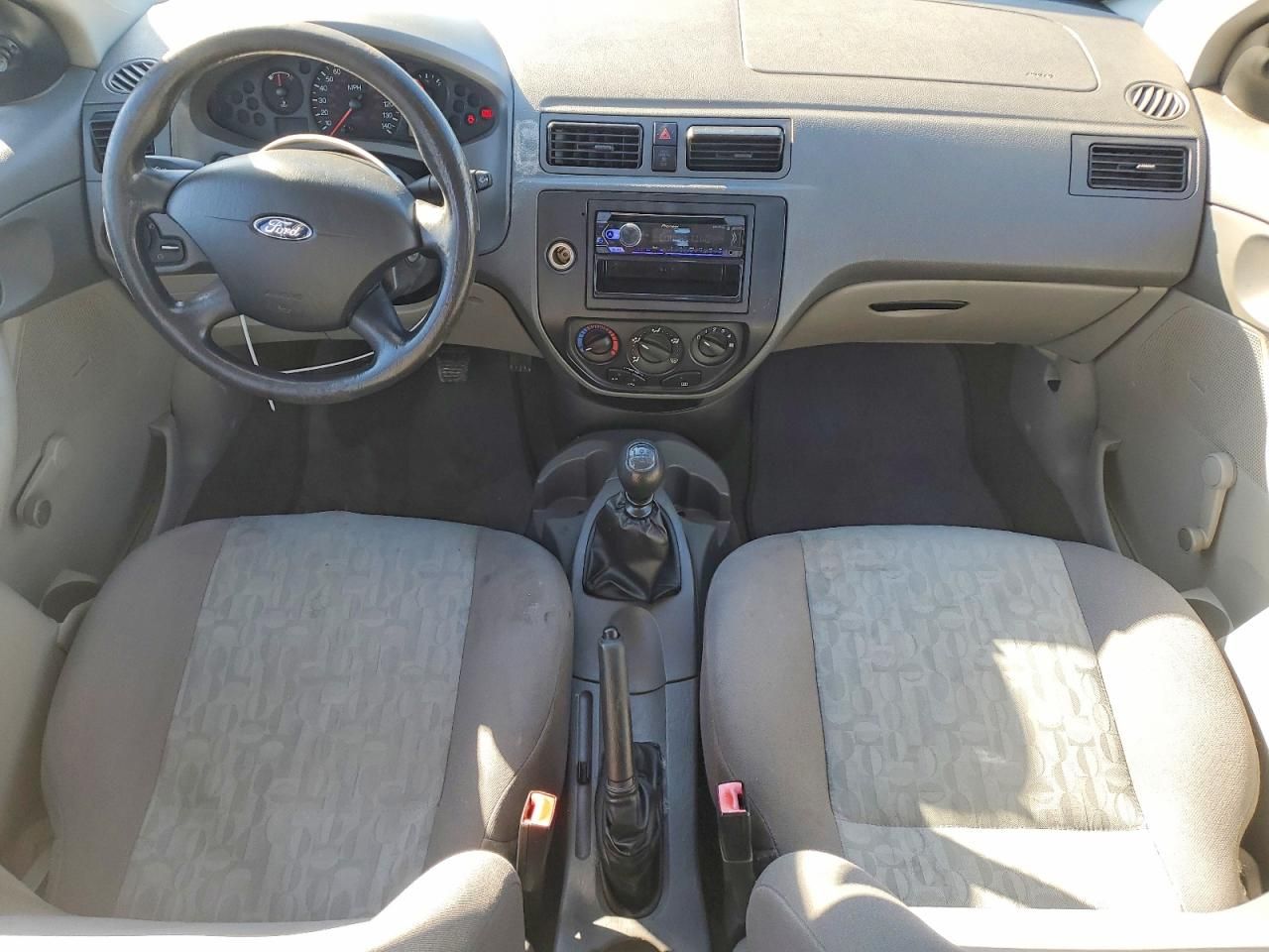 2005 Ford Focus ZX4