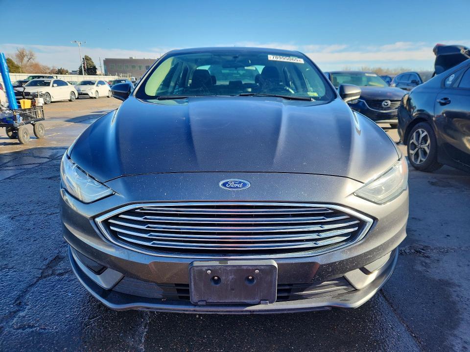 2018 Ford Fusion se Hybrid
