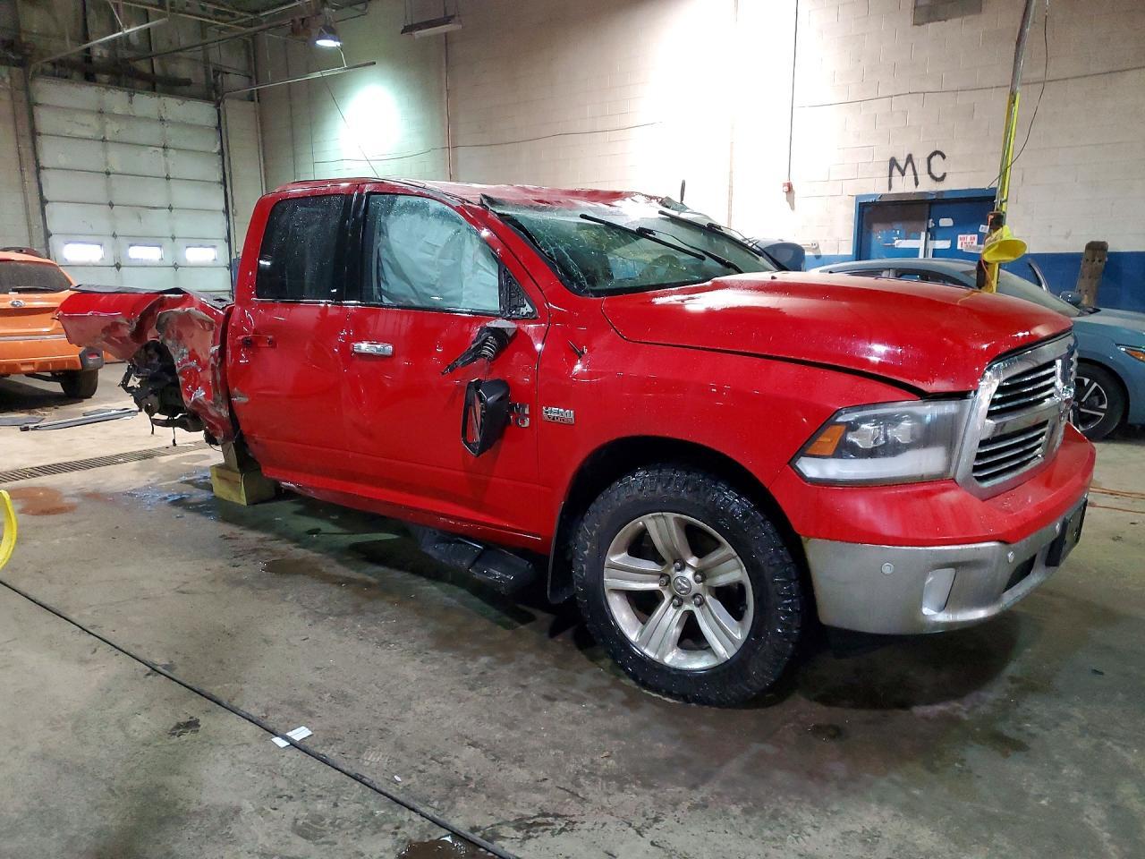 2014 Dodge RAM 1500 SLT