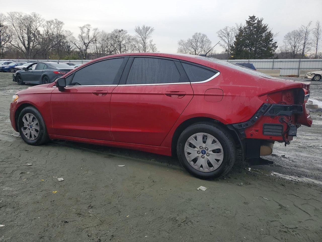 2019 Ford Fusion s