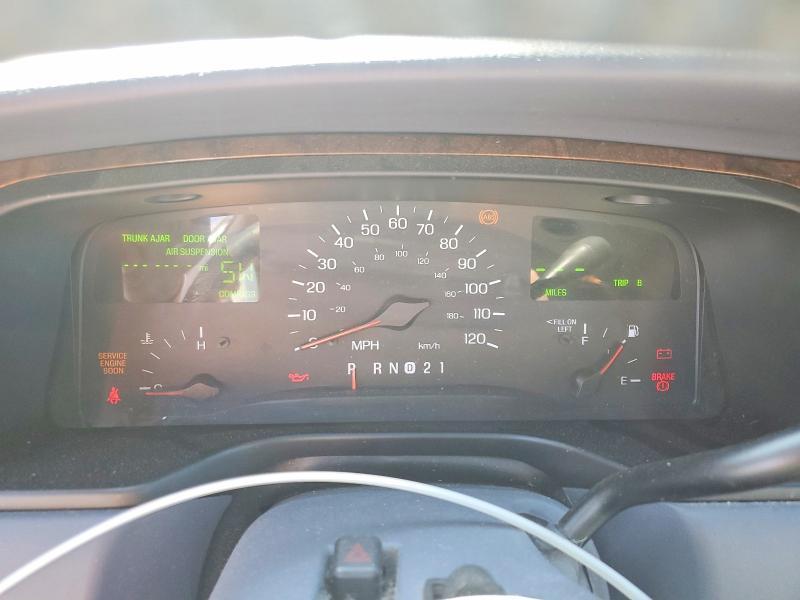 1998 Lincoln Town car Signature