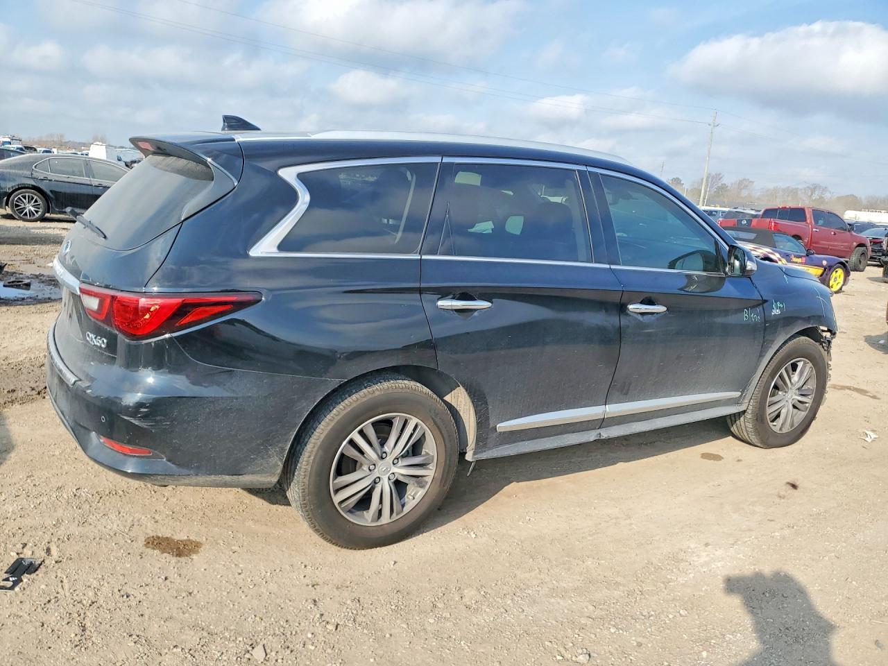 2018 Infinity Qx60 Base