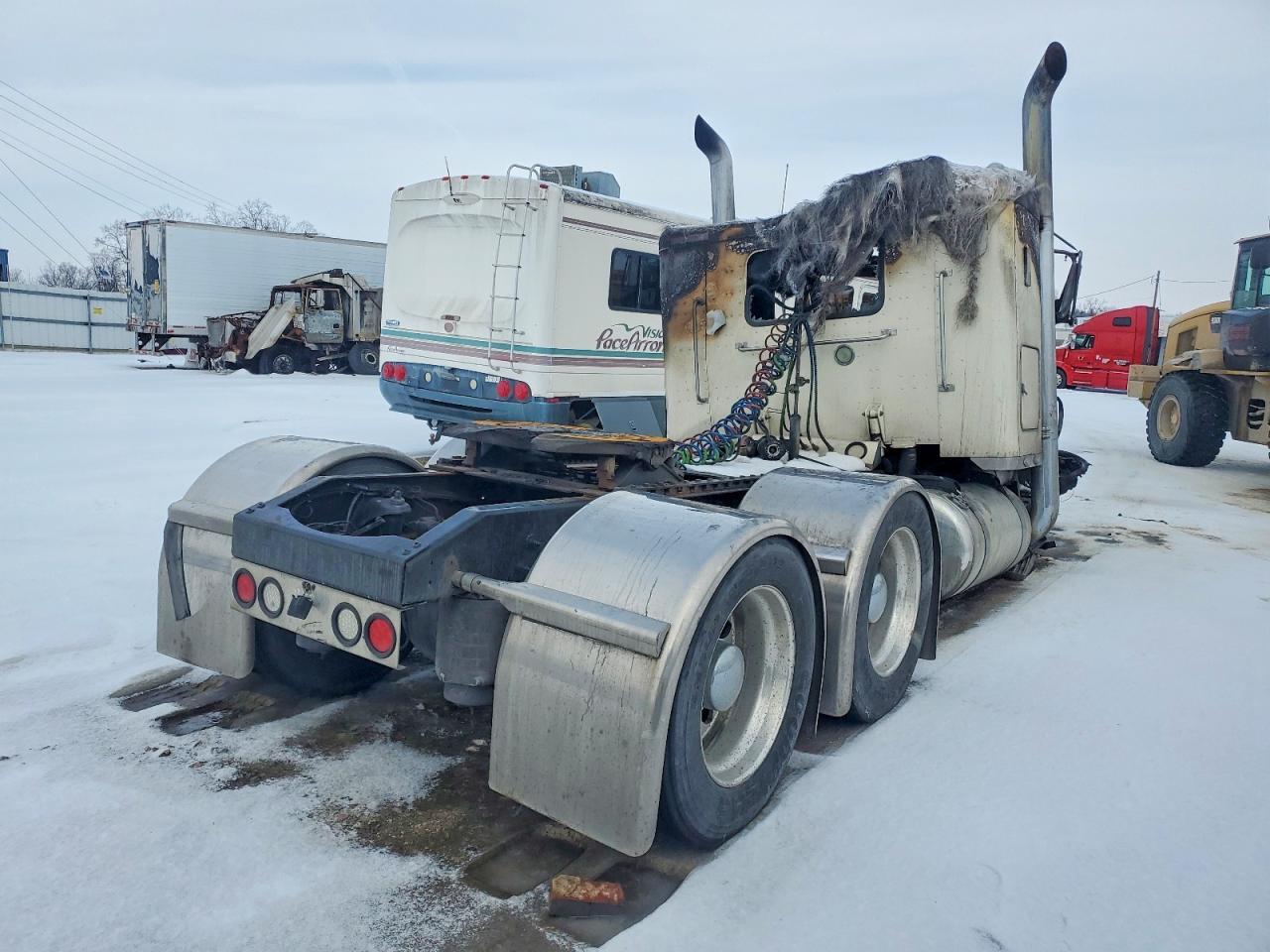 2017 Peterbilt 389-Semi Truck