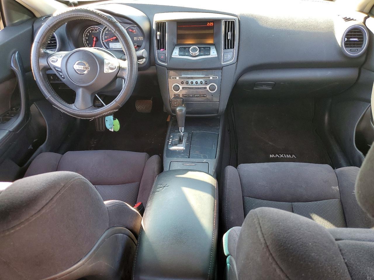 2013 Nissan Maxima s