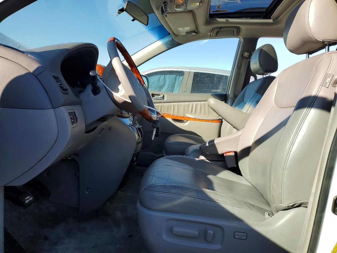 2006 Toyota Sienna xle
