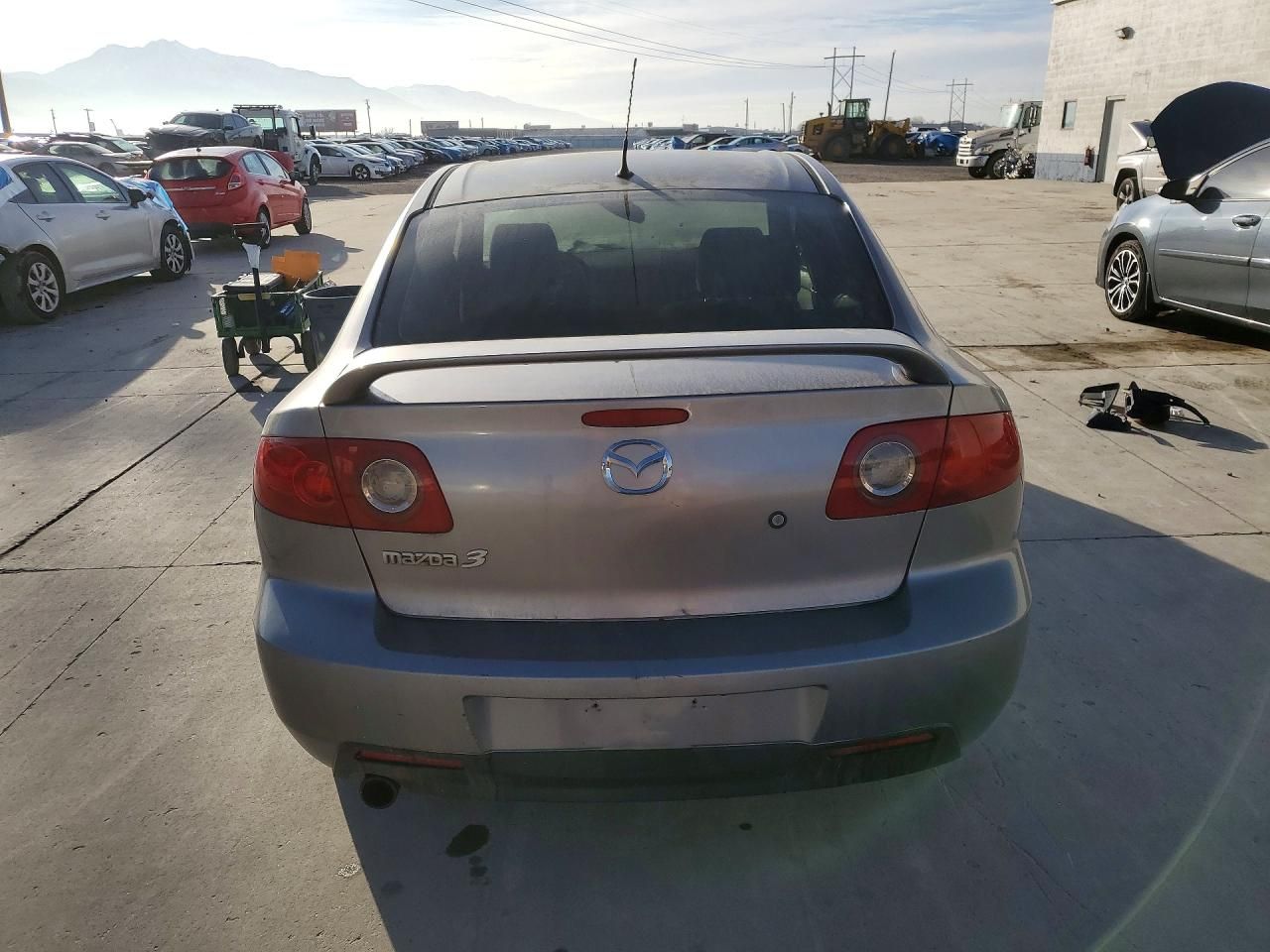 2005 Mazda 3 I