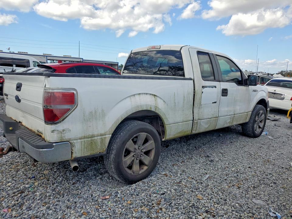 2013 Ford F150 Super cab