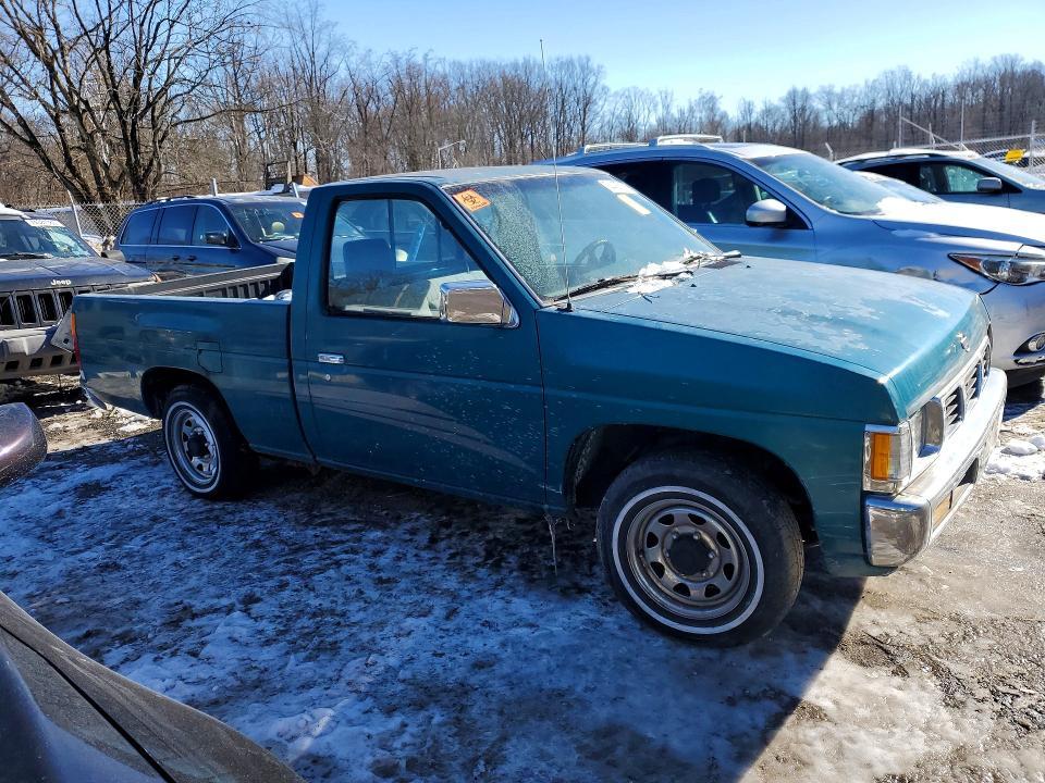 1995 Nissan Truck E/xe