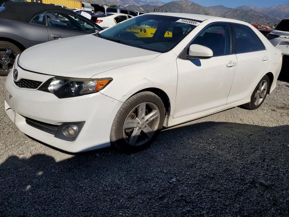 2013 Toyota Camry l