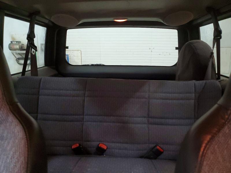 2001 Jeep Cherokee Sport 4WD