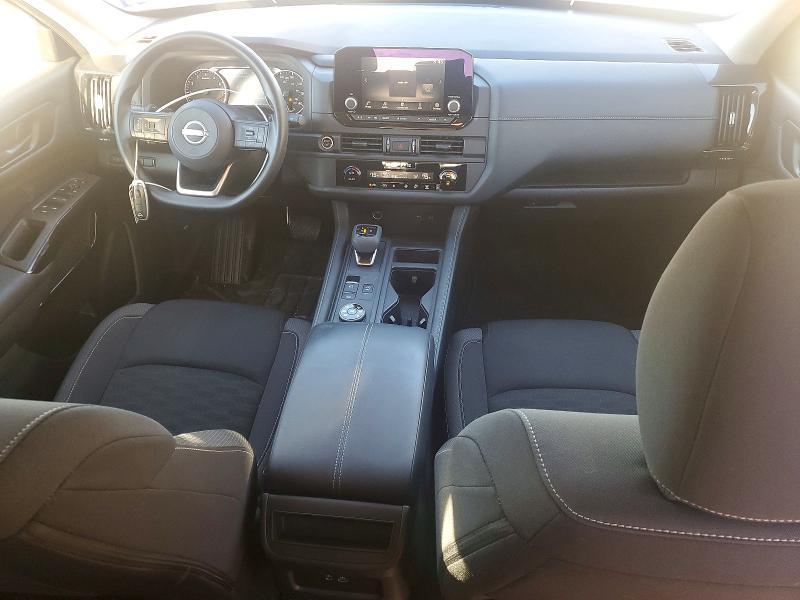 2024 Nissan Pathfinder s