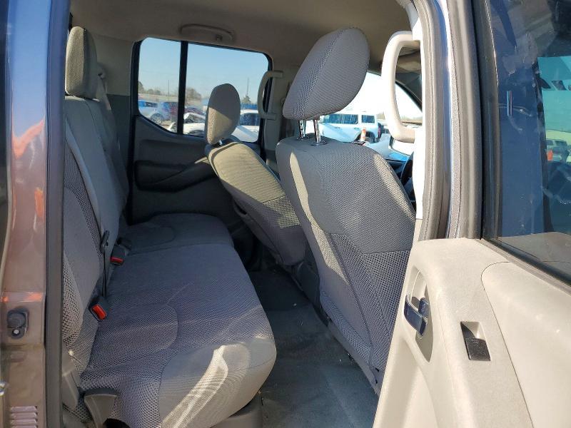 2017 Nissan Frontier s