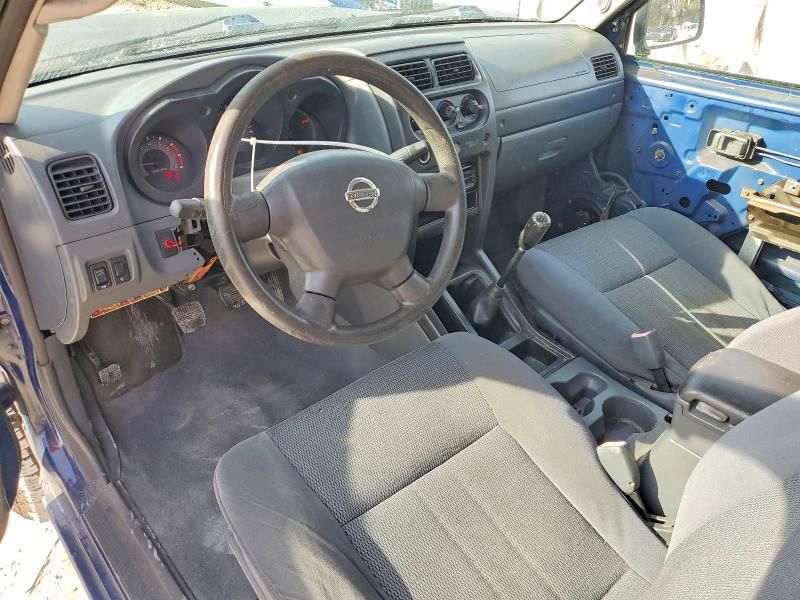 2002 Nissan Frontier Standard