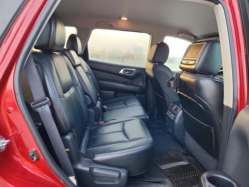 2014 Nissan Pathfinder s