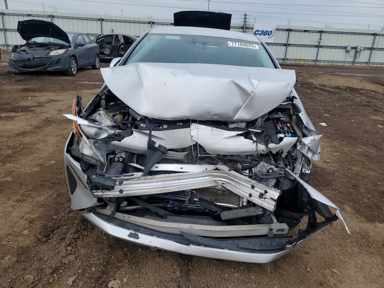 2016 Toyota Prius Three