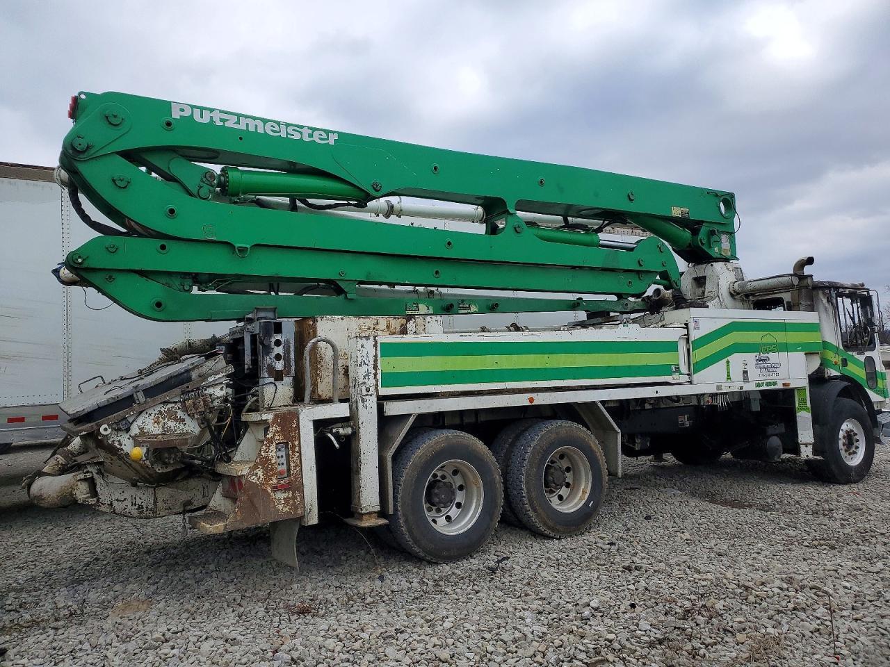 2006 Mack 600 MR600