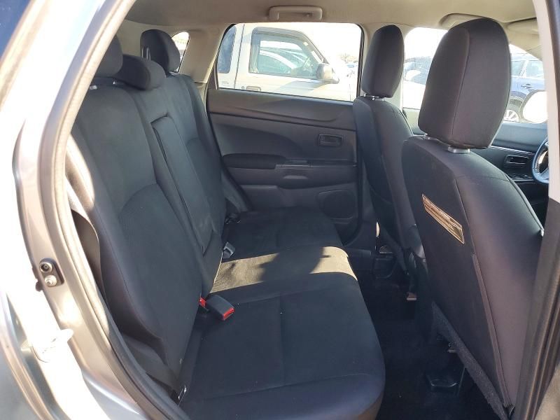 2014 Mitsubishi Outlander Sport es