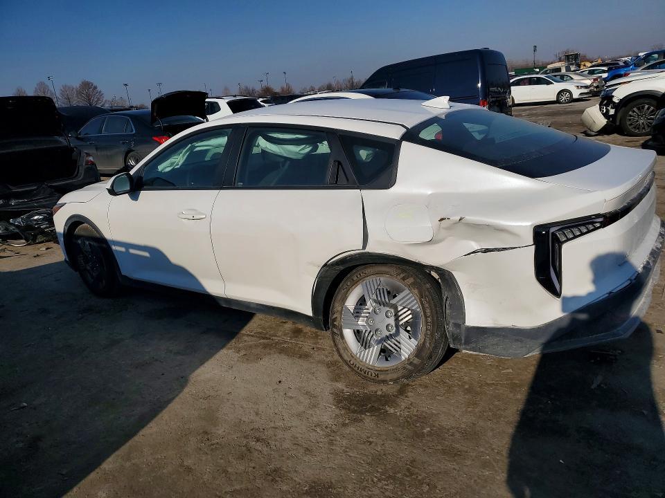 2025 KIA K4 lx