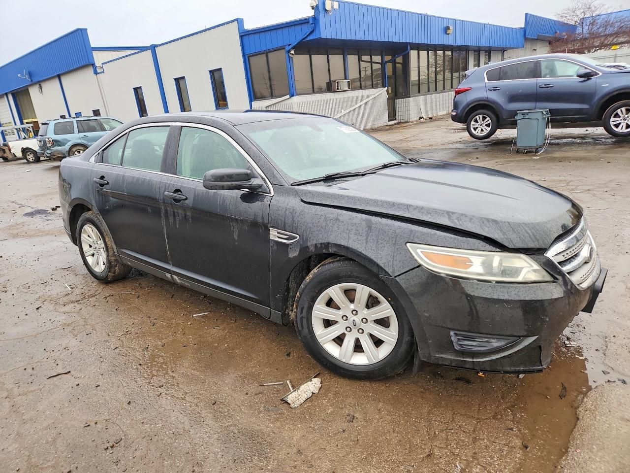 2010 Ford Taurus se
