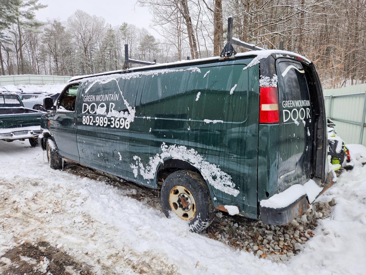 2012 Chevrolet Express G2500 Utility / Service Van