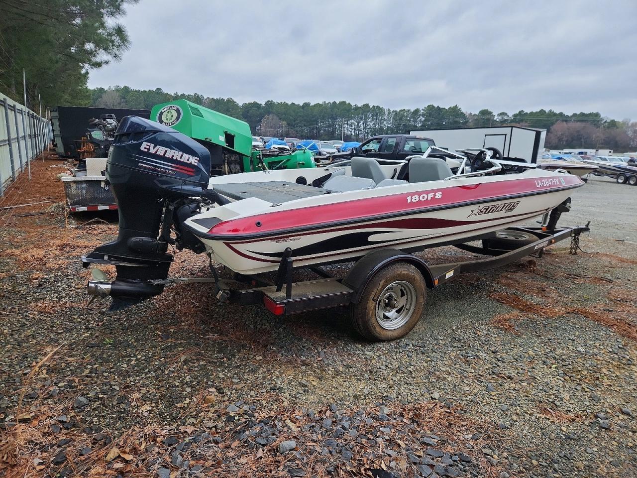 2004 Stratos 180 Boat-Outboard Engine