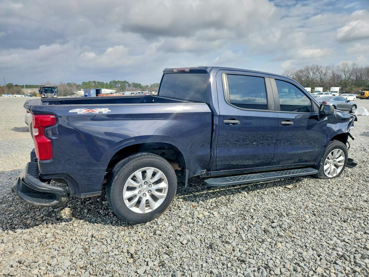 2022 Chevrolet Silverado K1500 Custom