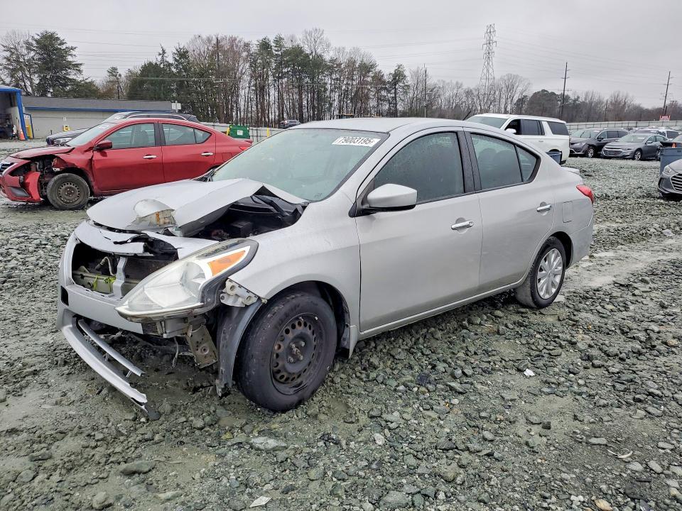 2016 Nissan Versa 1.6 sv