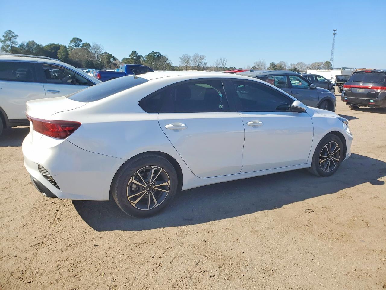 2022 KIA Forte fe