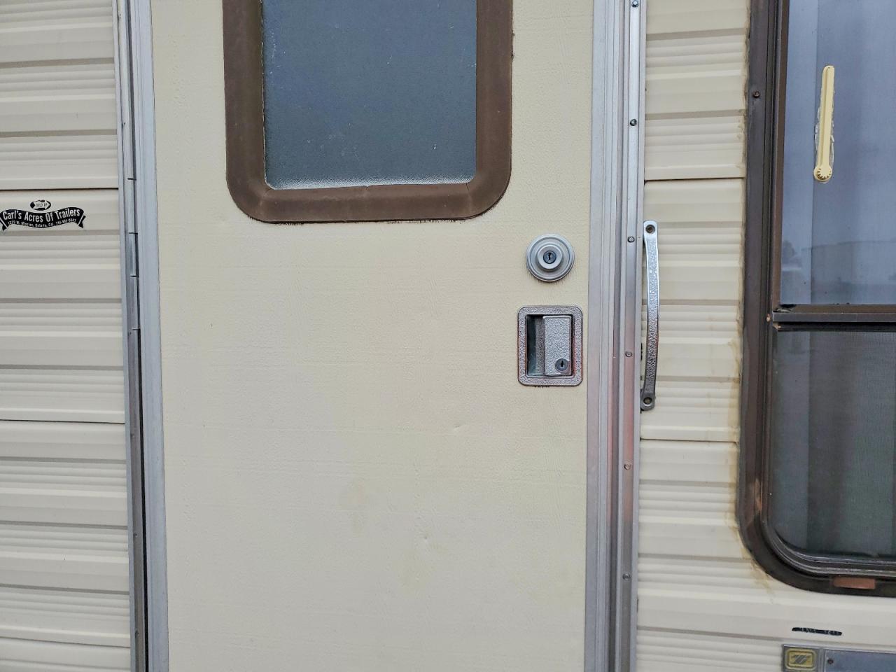 2000 Travel Trailer 2000 Camper