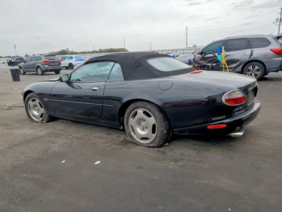 1999 Jaguar XK8